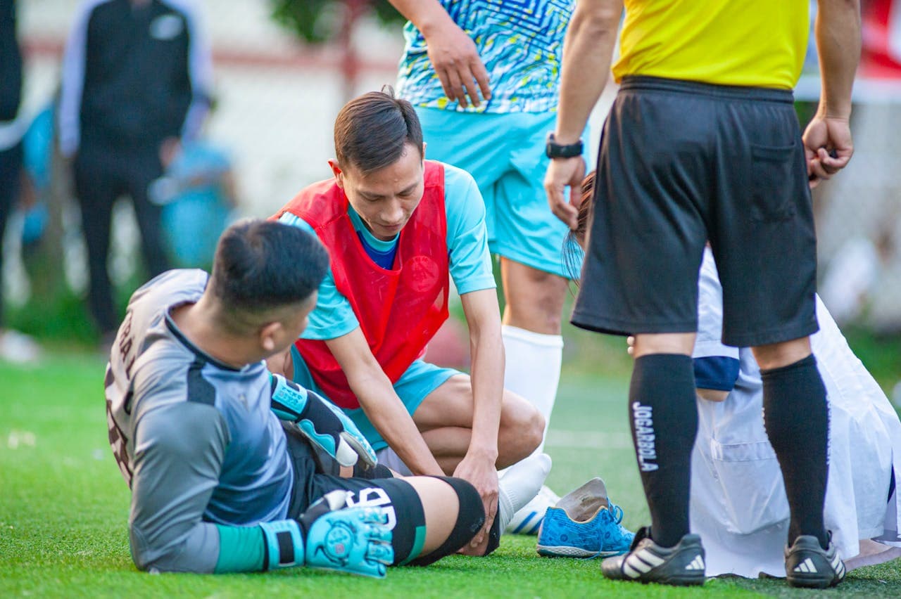 Recovery between competition rounds and rapid cellular recharge